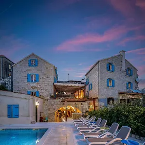 Hotell Agava