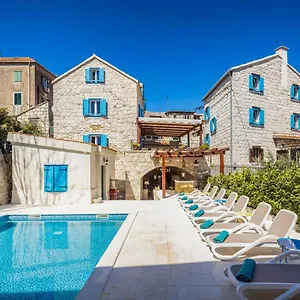 Hotell Agava