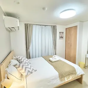 Kosumosu Guest house Tokyo